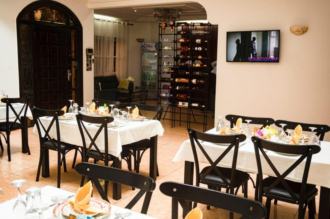 לומה Mokaa Residence Hoteliere מראה חיצוני תמונה