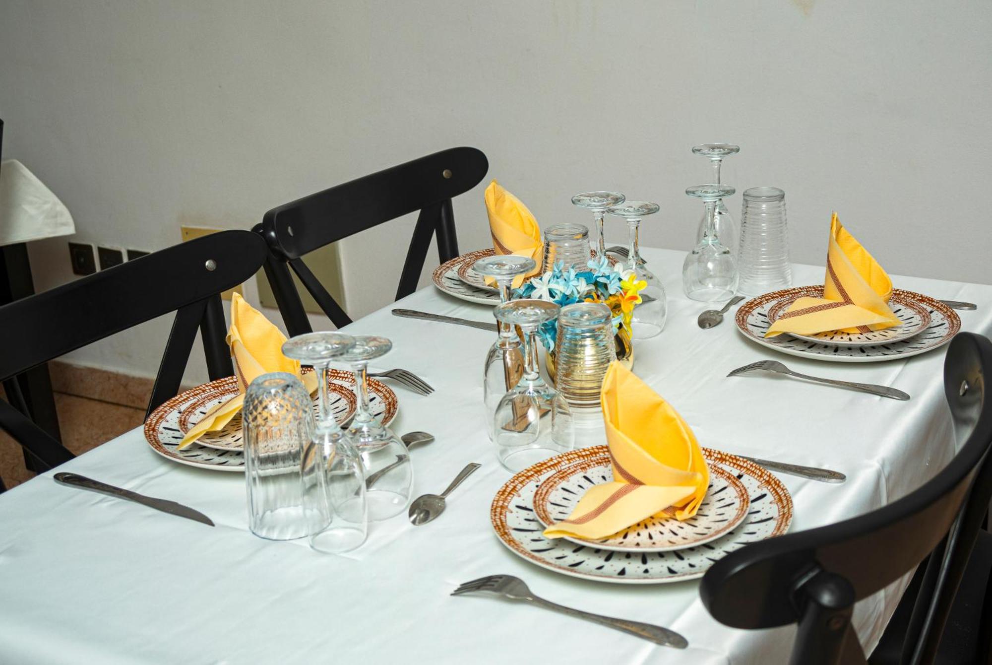 לומה Mokaa Residence Hoteliere מראה חיצוני תמונה